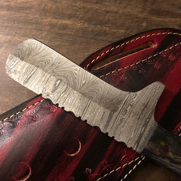 Beautiful Damascus Mini Cleaver/Chopper with Leather Sheath (Bullcutter) - Picture 5 of 10